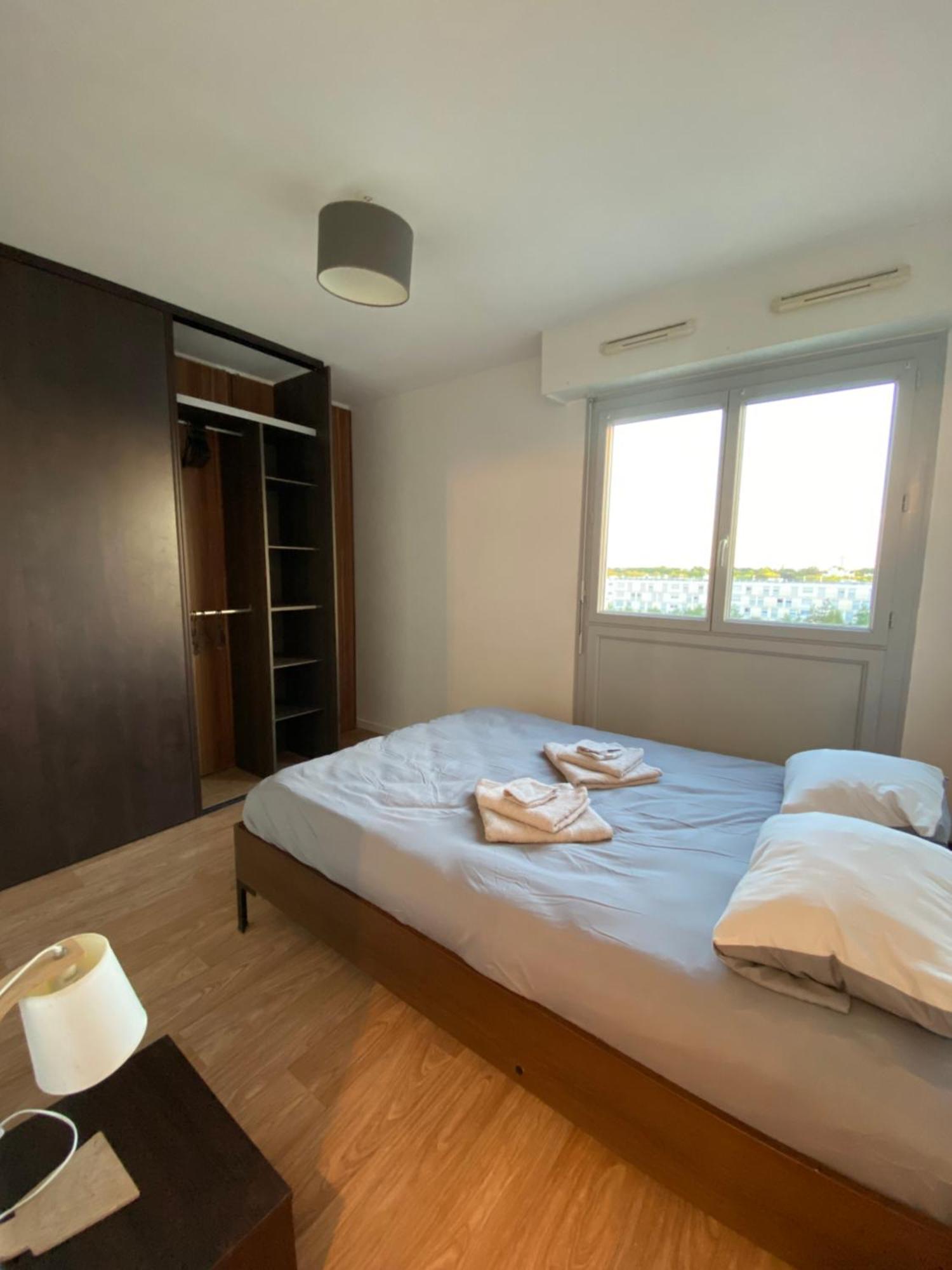Appartement Spacieux - 10' Gare อองเชร์ ภายนอก รูปภาพ